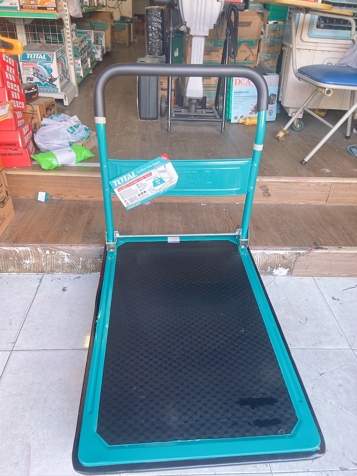 0ecf7aab8d4944cfde1928c3d2a4dd